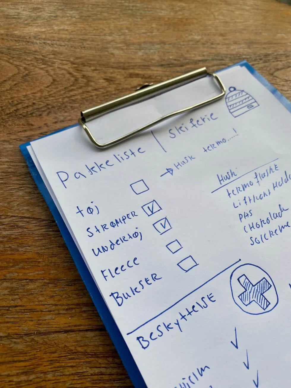 Pakkeliste til skiferien: Komplet liste med alt du skal bruge!