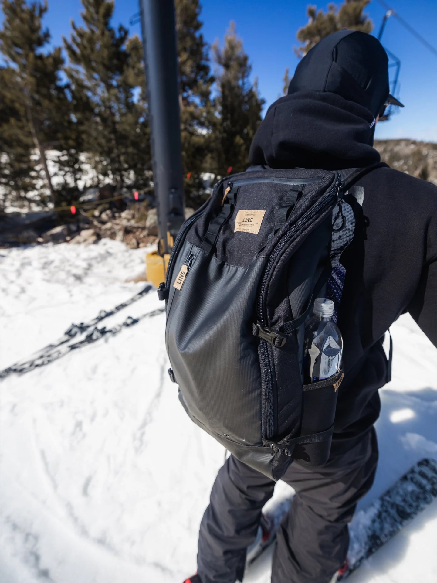 line-skis-remote-pack-paa-ski