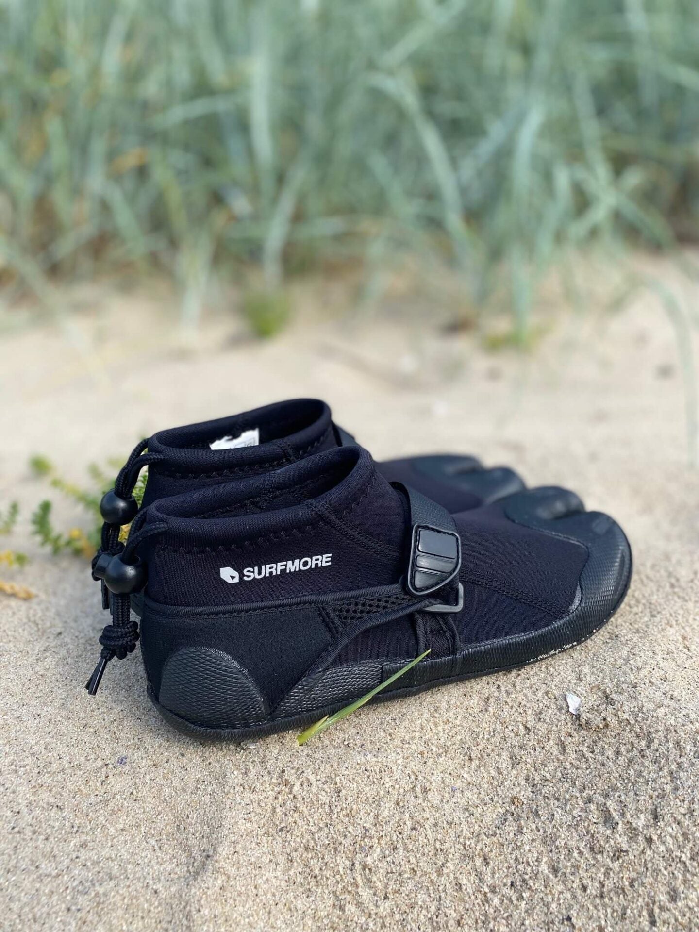 surfmore-split-toe-neopren-sko-2-5-mm-2