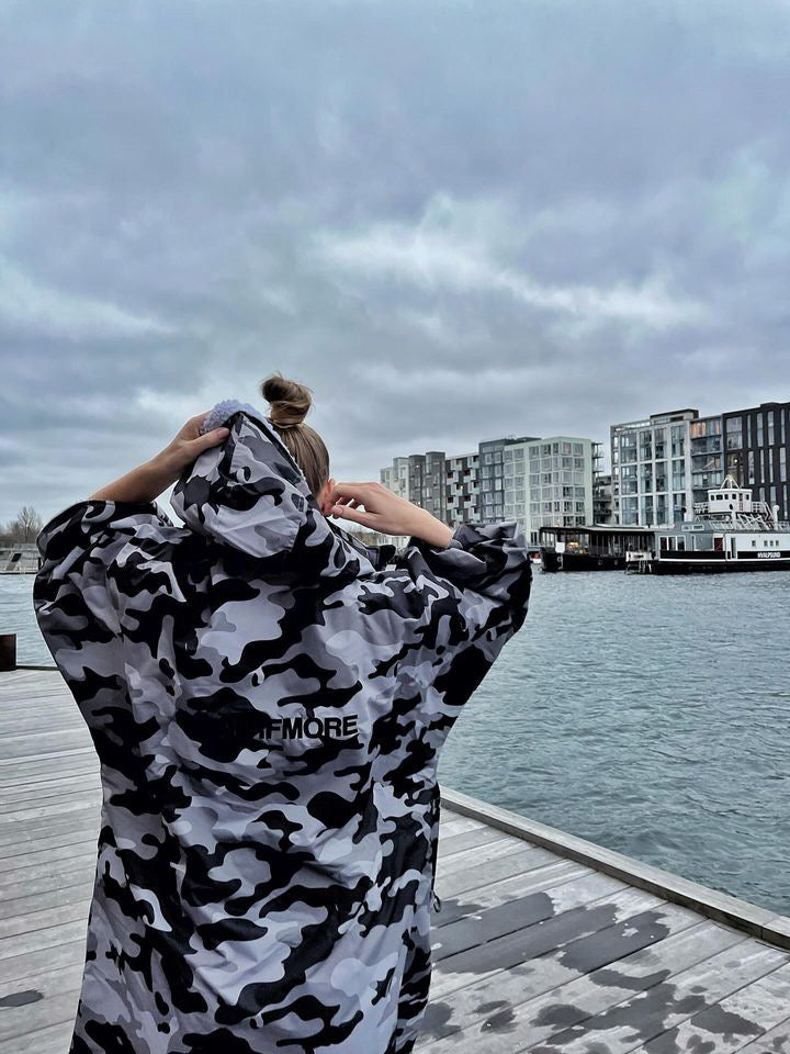 SURFMORE Ombytesmorgonrock Kortärmad - Camo