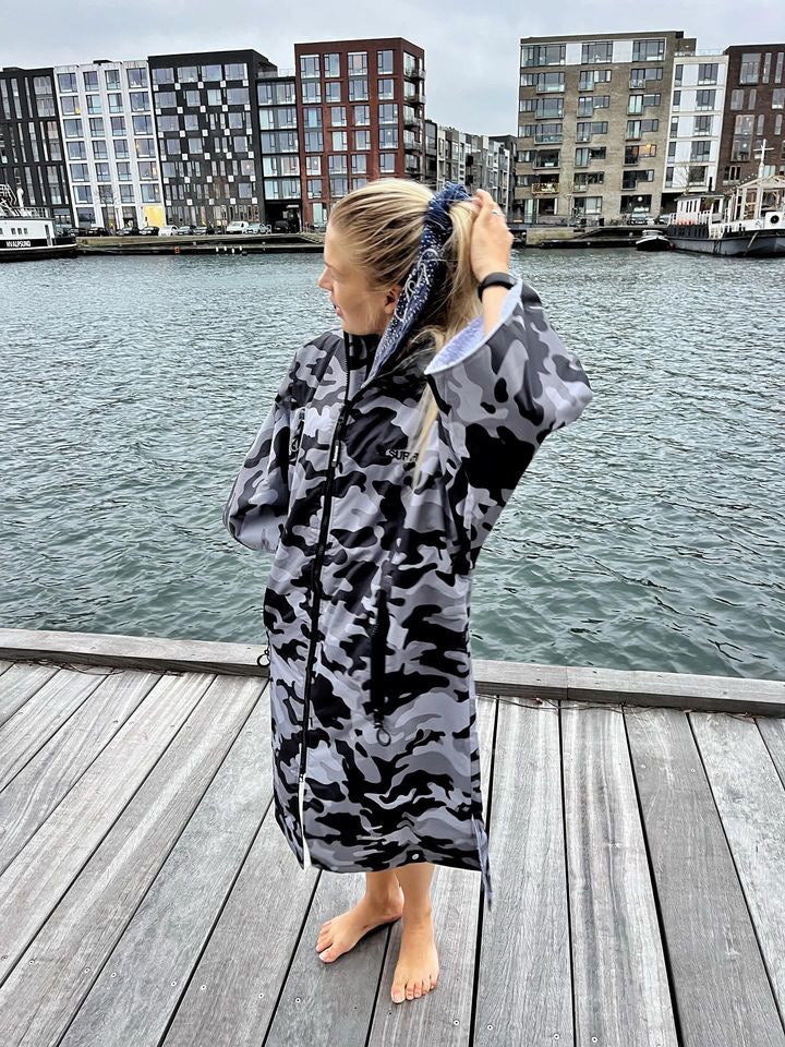 surfmore-change-robe-camo-dame